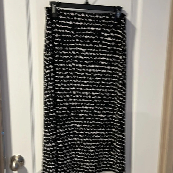 Wear It skirt - Picture 2 of 3